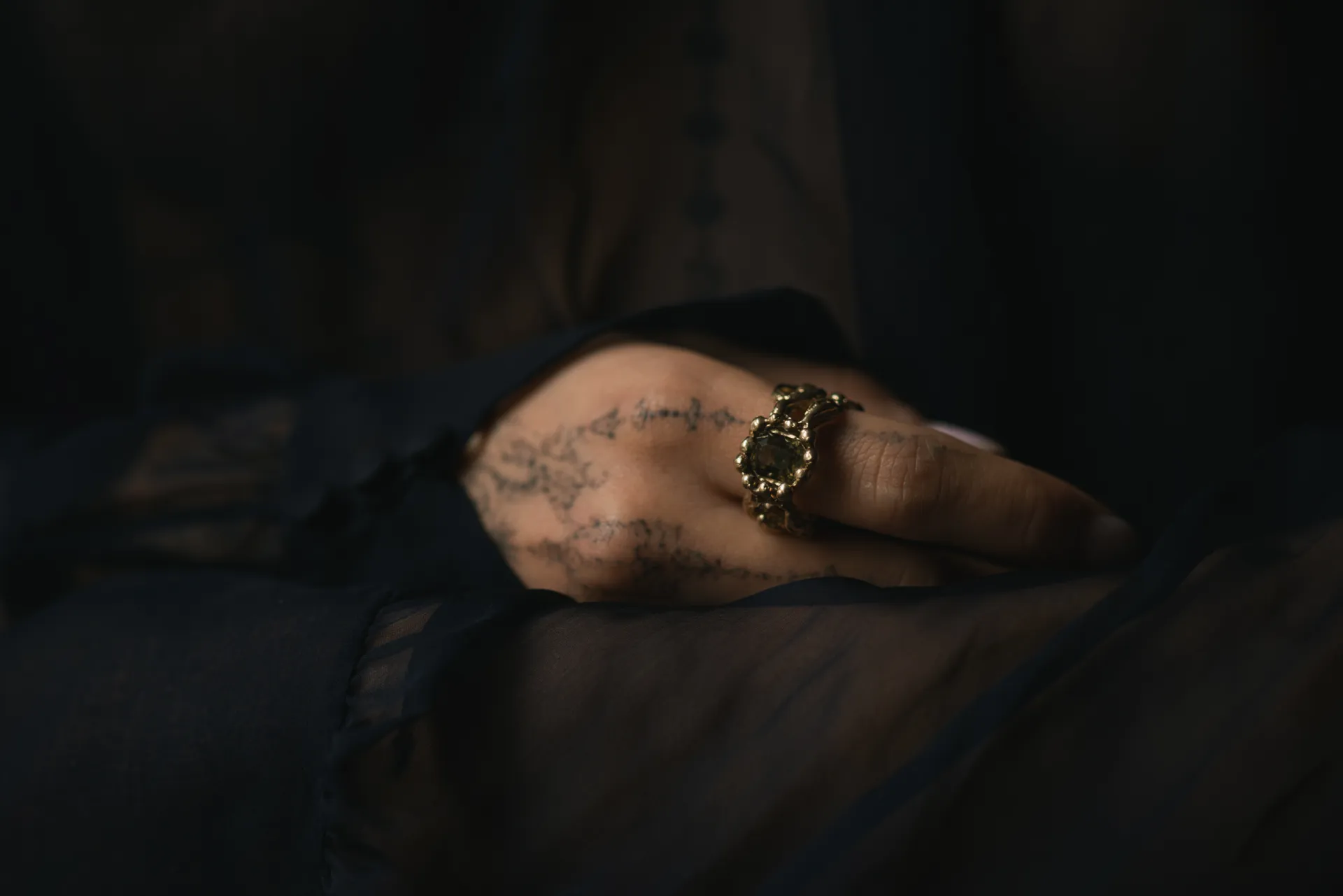 R&uacute;y&igrave; Cloud Ring