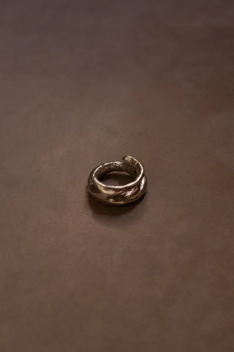 Broken Ring